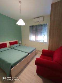 Port Side - 2BR Apartment - Center Location - 3