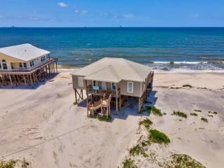 Off The Hook - Very private lot with amazing gulf views perfect for your family beach vacation home - Dauphin Island - 0