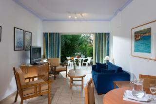 Paphos Gardens Holiday Resort - Paphos - 9