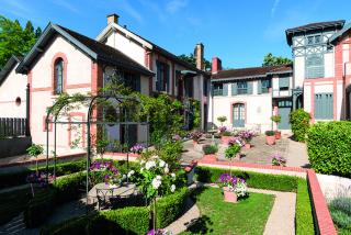Guesthouse Domaine du Chalet - Chigny-les-Roses - 0