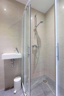 Studio with a panoramic view at the top floor of a residence with a pool - Antibes - 3