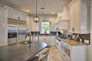 Luxe Cape Coral Escape with Boat Dock and Cabana! - Cape Coral - 1
