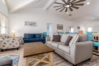 Sun Spot - True Gulf Front Private Home with lovely gulf side deck, home - Dauphin Island - 3