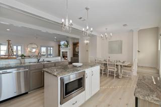Dauphin Pearl - Boat and Pet Friendly! Fish, Swim, enjoy family time on the beach or on the water, home - Dauphin Island - 7
