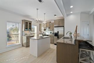 Dauphin Pearl - Boat and Pet Friendly! Fish, Swim, enjoy family time on the beach or on the water, home - Dauphin Island - 5