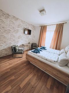 Landhotel "Schwarzach am Main" - 0