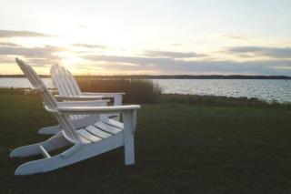 In the Heart of Harbour Town 2BR 2BA Pool Access Close to Beach - 4