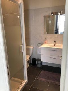 Logement à Brive - proche de la gare et du centre ville - Climatisation - fibre internet - stationnements gratuits - Brive-la-Gaillarde - 7