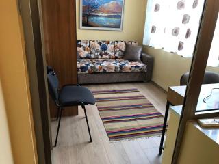Laku Apartment - At The Heart of Tirana - 2