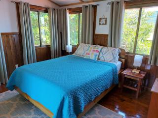 The Sunsetter Bed & Breakfast - Bocas Town - 1