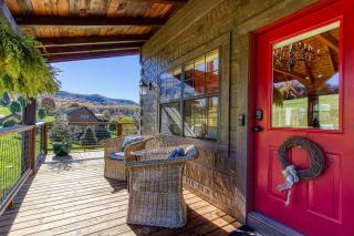 Picture Perfect, Hot Tub, Game Room, WIFI, 1089 FREE tickets each paid day, Dollywood and More - 5