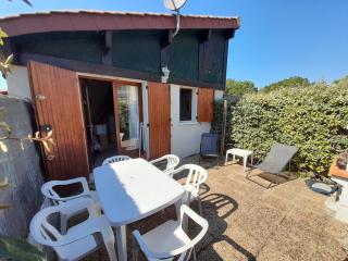 Biscarrosse-plage jolie maisonnette avec terrasse privative - 200m de la plage - Biscarrosse - 0