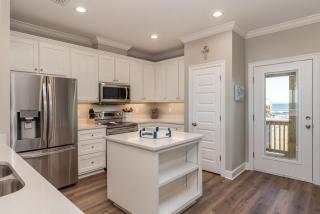 Double Down - Your own private beach in the backyard! Bayside deck with Kayaks, Hammocks, and even crab traps! home - Dauphin Island - 5