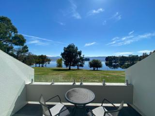 Horizons 414 - Deluxe Lake Front Studio l Pool l Tennis l WiFi - Cataratas de Vitória - 1
