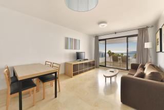 Apartamento de 2 dormitorios vista mar con parking - Torrox Costa - 0