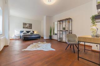 Exklusive Stadtvilla-190qm- Parkplatz- 3Schlafzimmer- 2 Bäder- Netflix- Waschmaschine- 4 Etagen-nähe Theater - Cottbus - 9