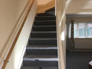 House - Close to City Centre Sleeps 6 & Parking - 1