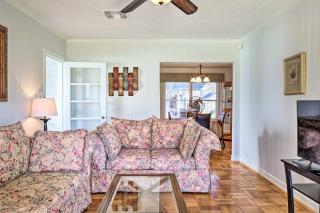 Pet-Friendly Home with Patio - 3 Mi to Houston Zoo! - Houston - 6