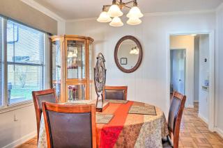 Pet-Friendly Home with Patio - 3 Mi to Houston Zoo! - Houston - 5