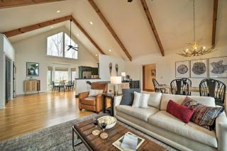 Sapphire Retreat with Views, Fire Pit, and Lake Access - 5