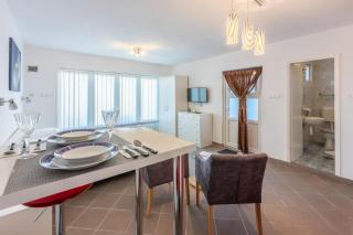Apartments Josip - Novi Vinodolski - 3