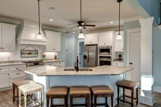 Great Escape to Dauphin Island - Fun for the whole family! Tremendous gulf views - one minute to the boardwalk! home - Dauphin Island - 6
