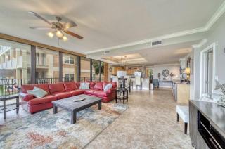 Holiday Isle Unit 122 - Ground Floor Corner Unit - Wrap around balcony - extra large floor plan! condo - Dauphin Island - 0