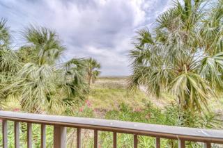 Holiday Isle Unit 122 - Ground Floor Corner Unit - Wrap around balcony - extra large floor plan! condo - Dauphin Island - 6