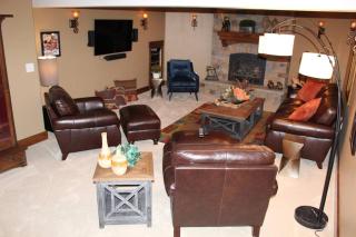 The Elegant Montana Farmhouse - Kalispell - 4