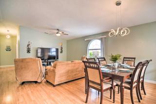 Coastal Getaway with Pool 6 Mi to St Pete Beach! - 5