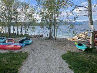 Lakeside Lodge Resort and Marina - 8