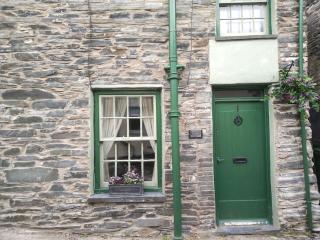 Ty Hen - Quirky Grade II Listed Cottage - Blaenau Ffestiniog - 9