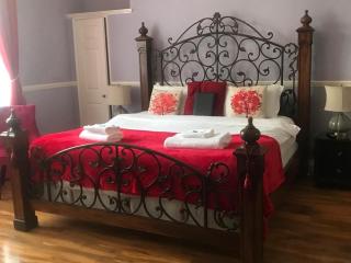 Kempfield House - 9