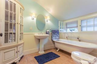 Fort Grounds House Near Lake, Parks, and Downtown - Coeur d'Alene - 2