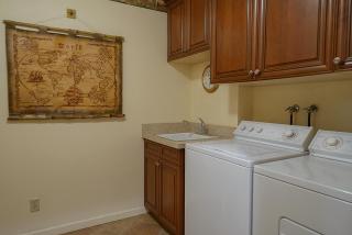 Bruin's Den - Wawona - 2