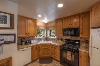 Friends Lodge - Wawona - 3