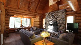 Tioga Logs - Yosemite West - 7