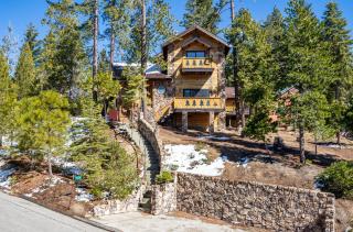 Tree Haven - Yosemite West - 9