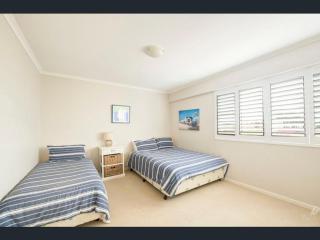 Beachside 4 - Tuncurry - 3