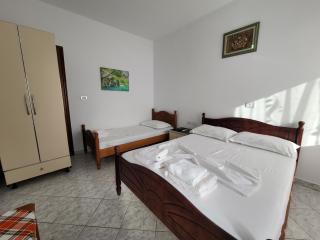 Guesthouse Shpetim - Saranda - 4