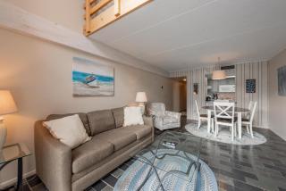304C One Bedroom One Bath - Oakland - 0