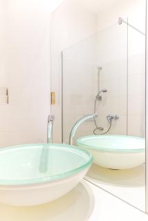 Luxurious and Bright, 5 min to city center - 8