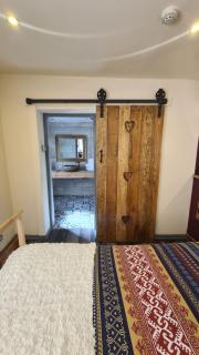 1 & 2 Studio Suite - Nelson - 9