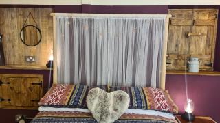 1 & 2 Studio Suite - Nelson - 8