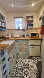 1 & 2 Studio Suite - Nelson - 4