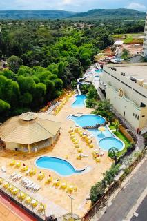 ÁGUAS TERMAIS NATURAIS nas PISCINAS com ÁGUAS QUENTES 24 HORAS acesso GRÁTIS aos PARQUES AQUÁTICOS dos RESORTS GOLDEN DOLPHIN GRAND HOTEL do SUPREME e do EXPRESS os melhores HOTÉIS RESORTS com PARQUE AQUÁTICO em CALDAS NOVAS Garanta JÁ PROMOÇÃO QUALIDADE - Caldas Novas - 5