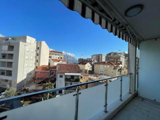 Samsa lux apartment in the heart of Budva - 1