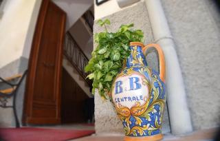 B&B Centrale Affittacamere - 5