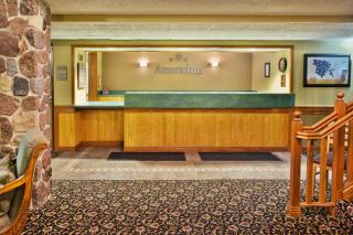 AmericInn by Wyndham Kearney - Kearney - 8