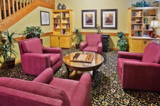 AmericInn by Wyndham Kearney - Kearney - 5